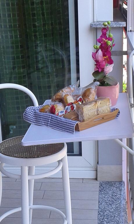 La Casa Di Emma Bed & Breakfast Rozzano Luaran gambar
